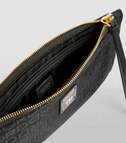 TOM FORD All-Over Logo Flat Travel Pouch U9000 Pouches 9 TOM FORD All-Over Logo Flat Travel Pouch U9000 Pouches -Tom Ford Store tom ford all over logo flat travel pouch 17782370 37486564 1000